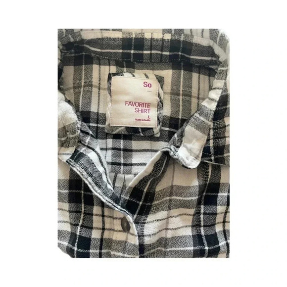 SO Favorite Shirt Long sleeve button down Black and White Juniors Large - Picture 4 of 5